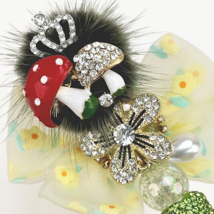 Mushroom Green Rhinestone Pen Vintage - Image 2