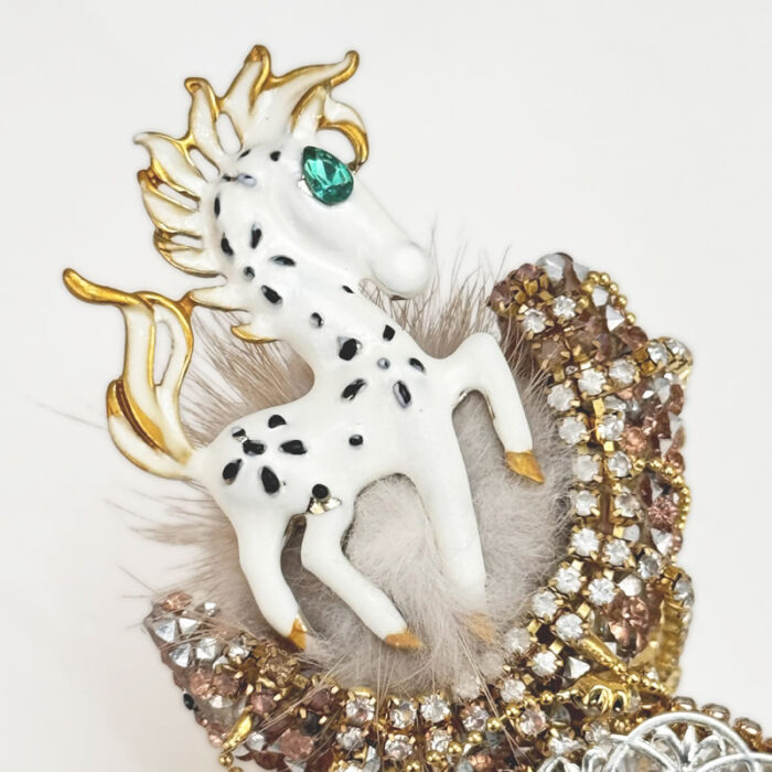 White Horse Rhinestone Pen Vintage - Image 2