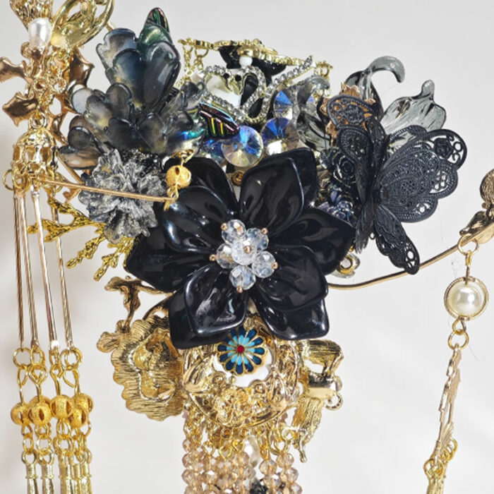 Black Gold Flower Series with Tassel Pen - Image 3